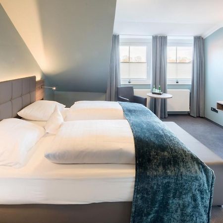 Hotel Zur Post - Economy Rooms Garrel Esterno foto