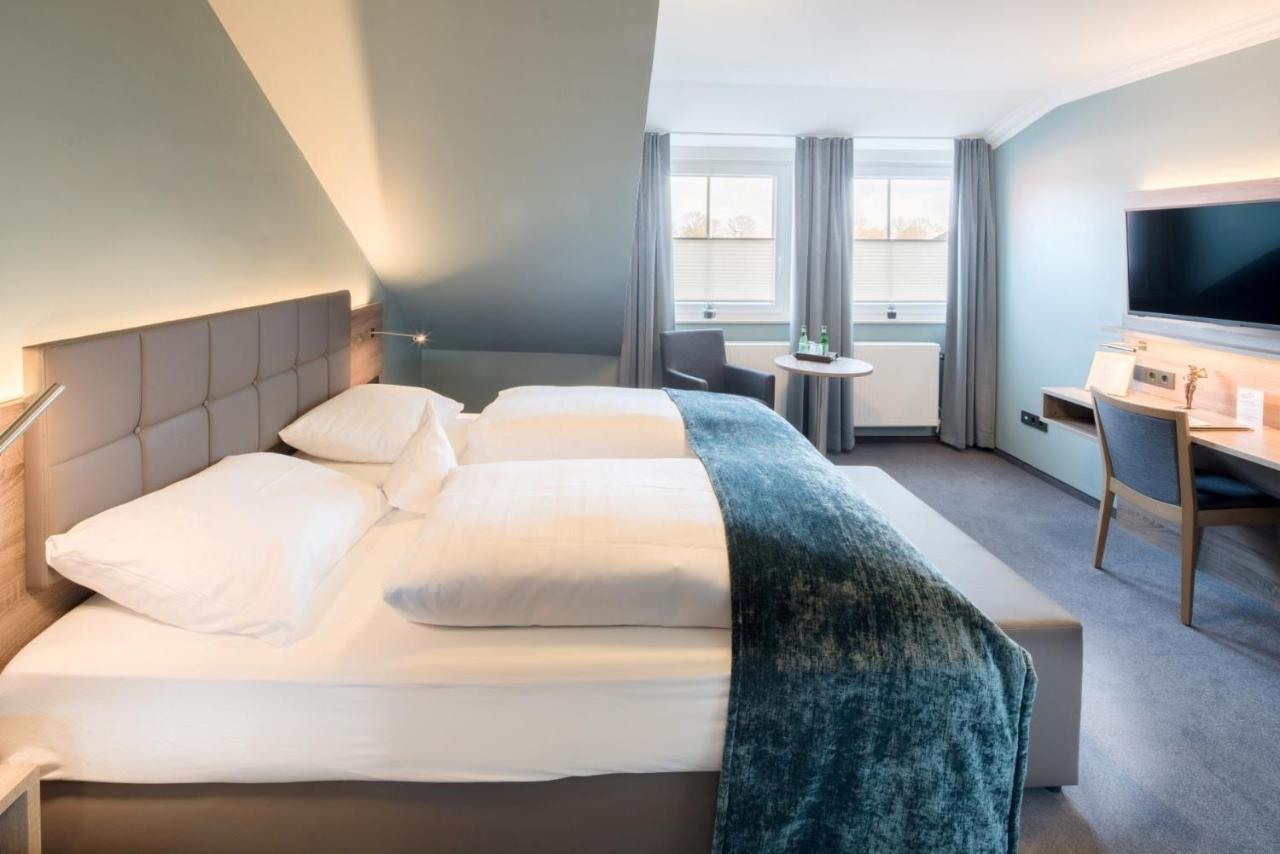 Hotel Zur Post - Economy Rooms Garrel Esterno foto